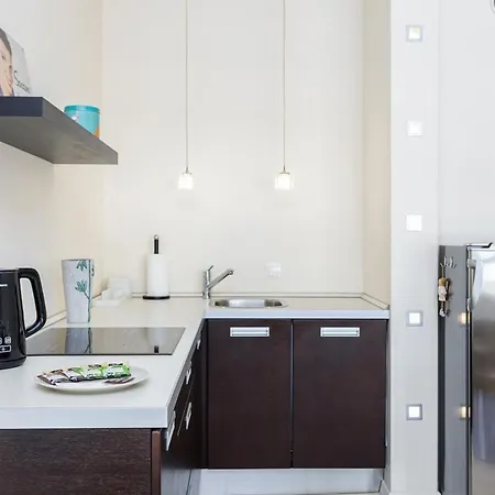Woronicza Business Studio Near Chopin Airport דירה *