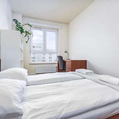 Woronicza Business Studio Near Chopin Airport דירה ורשה